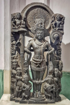 वैकुंठ धाम में भगवान विष्णु की प्रतिमा